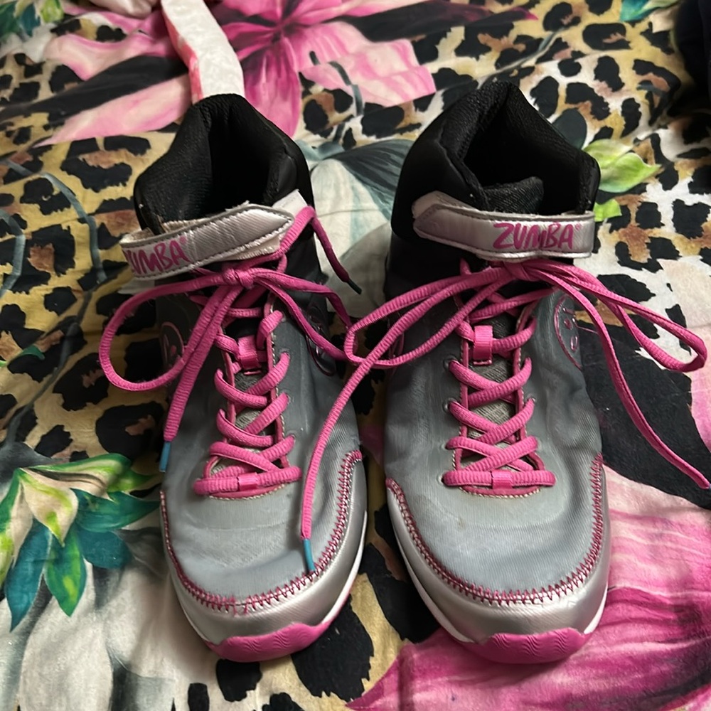 Zumba tennis shoes